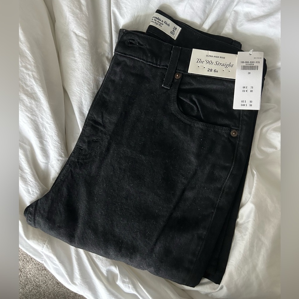 Abercrombie & Fitch 90s straight ultra high rise black denim jeans